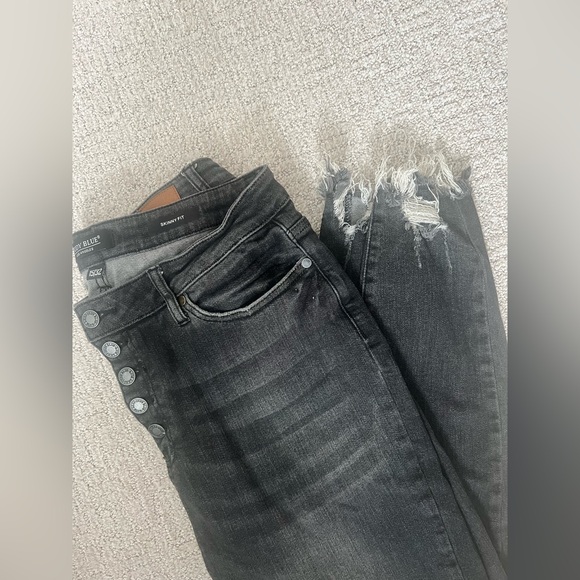 Judy Blue Dark Skinny Distressed Denim (size 15/32) - Picture 4 of 4